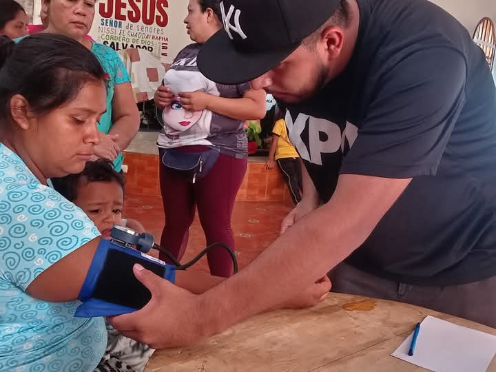 Jornada Médica de la Iglesia Nueva Vida: Fe en Acción para la Comunidad